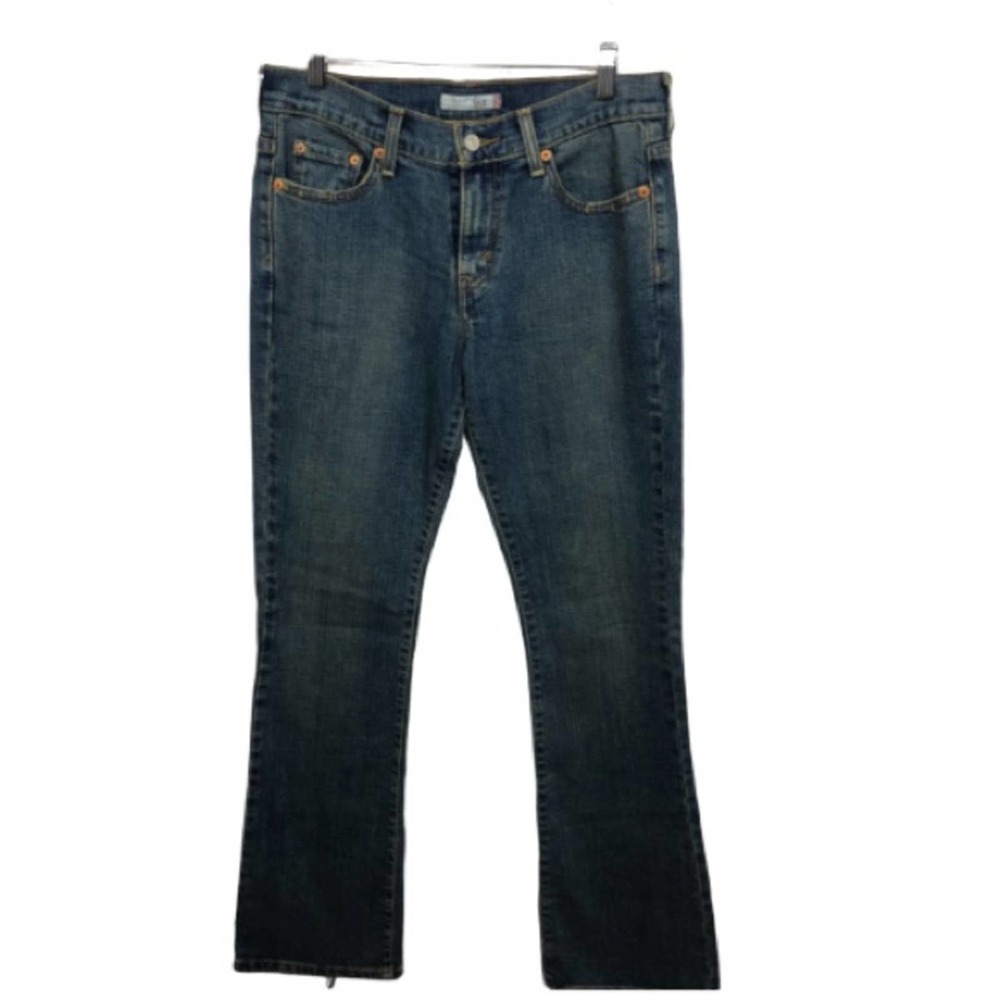 3/$25 Vintage Levi’s 515 Boot Cut Jeans Size 4